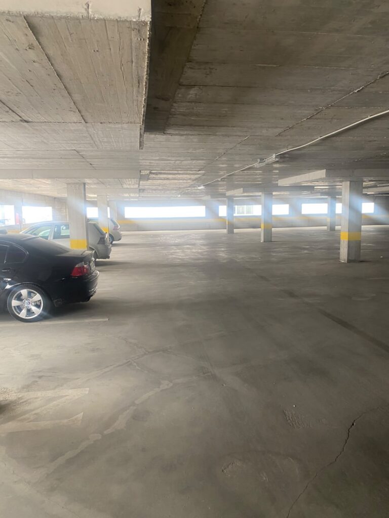 Parkingu — brenda