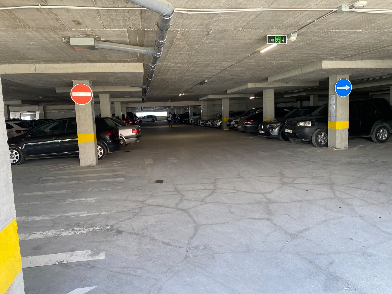 Parkingu — brenda